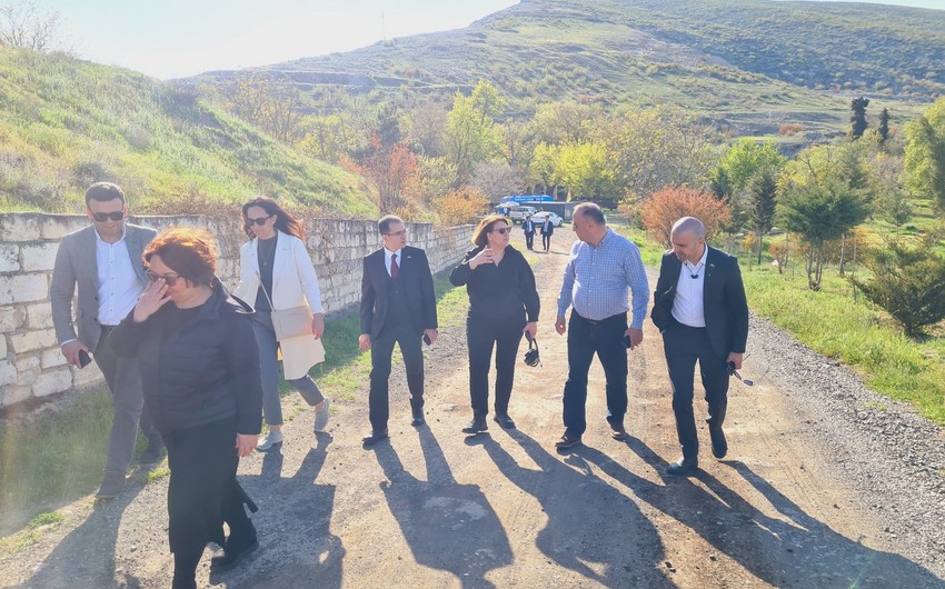 İCOMOS rəsmiləri Ağdama səfər edib