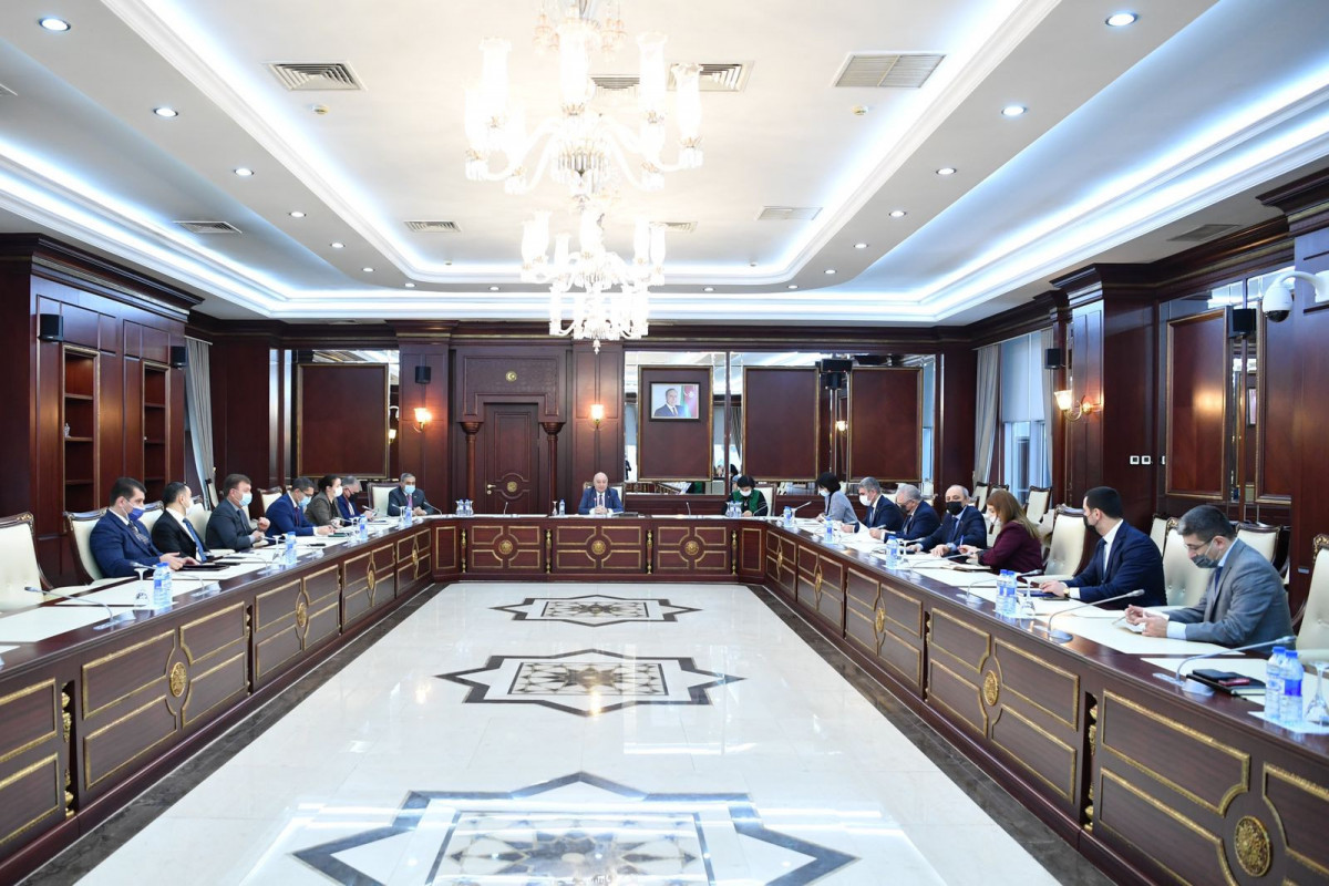 Pensiyalarla bağlı dəyişiklik Milli Məclisdə müzakirəyə çıxarılır