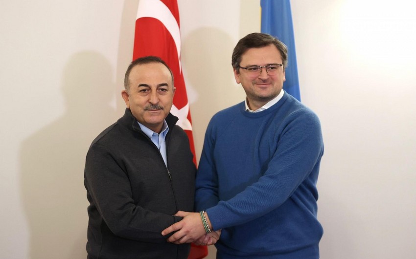 Çavuşoğlu Kuleba ilə danışıqlar apardı