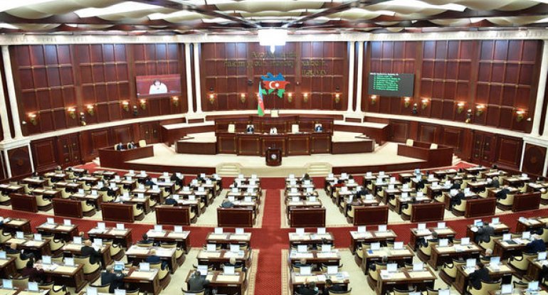 Parlament mayda büdcənin icrasına baxacaq