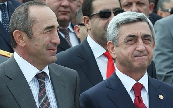 Ermənistanın keçmiş prezidentləri siyasətdən GEDİR?