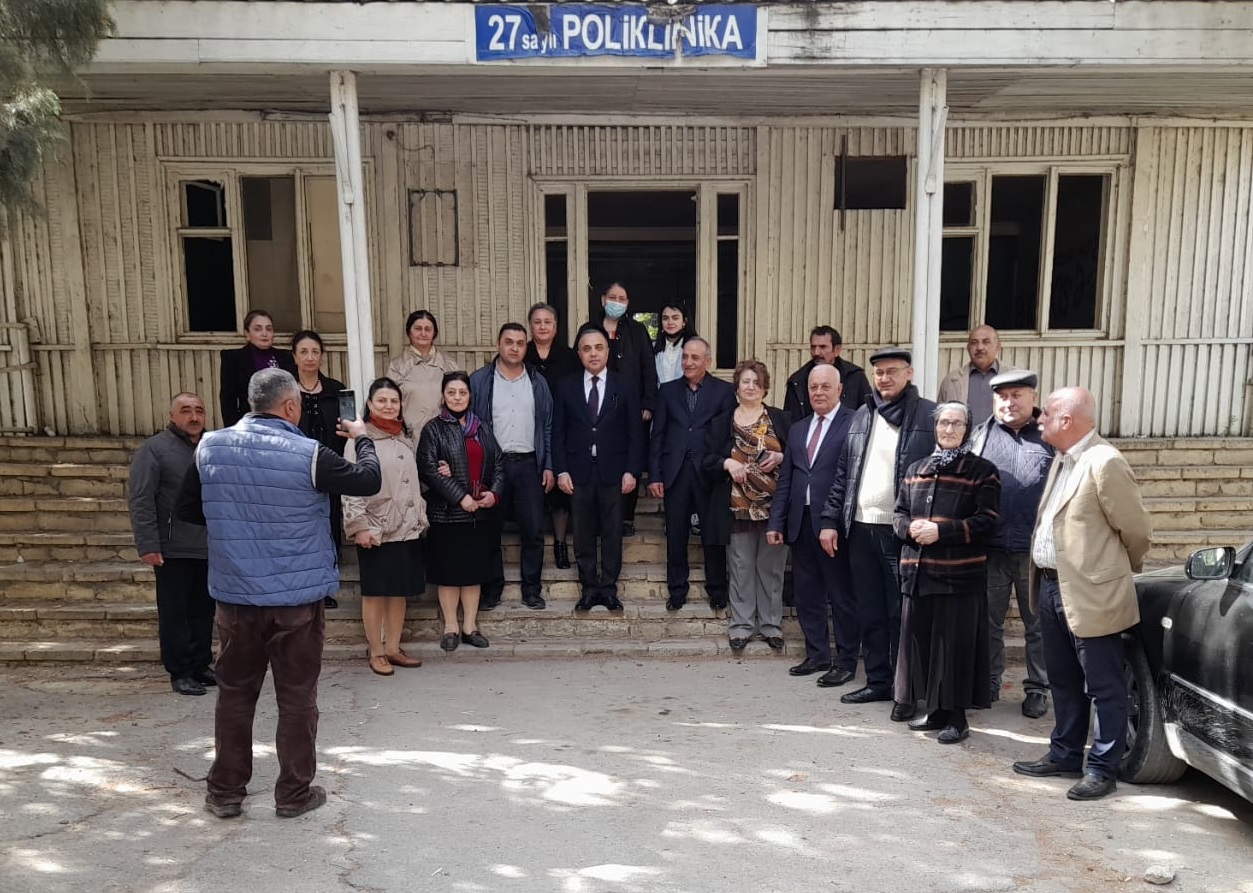 Azay Quliyev seçicilərilə görüşüb