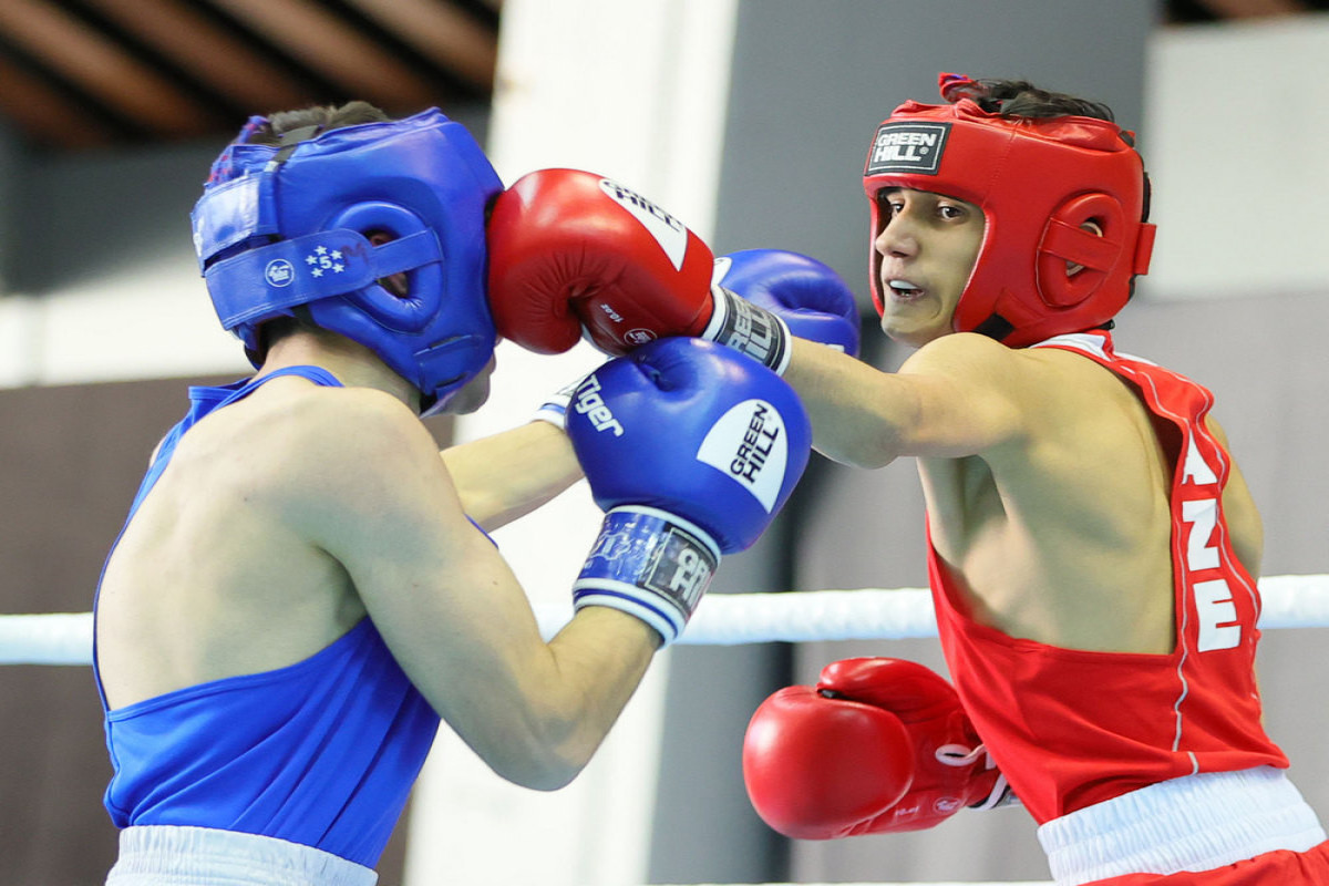 Boksçumuz Avropada gümüş medal qazandı