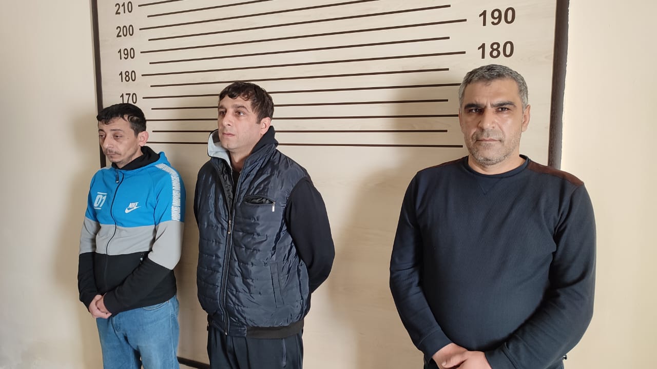 Yük maşını ilə narkotik daşıyanlar saxlanıldı