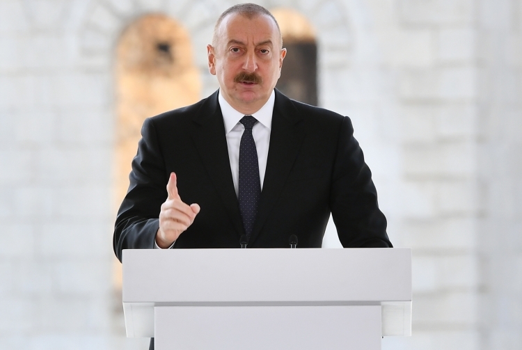 Sovet hakimiyyəti Zəngəzuru Azərbaycandan qoparıb Ermənistana verib