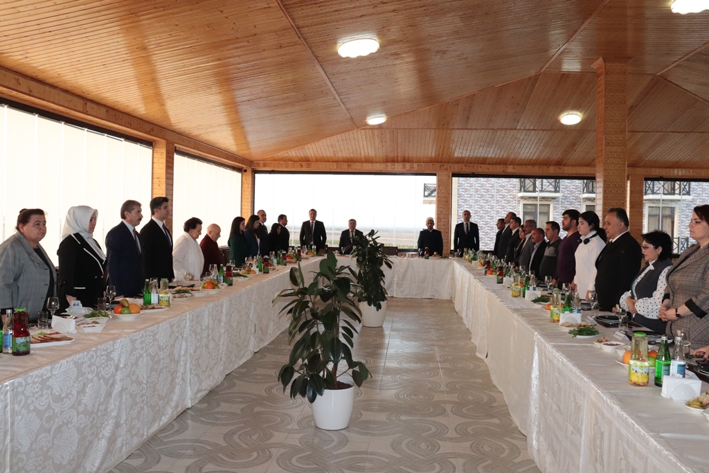 Naftalanda iftar süfrəsi açılıb - FOTO