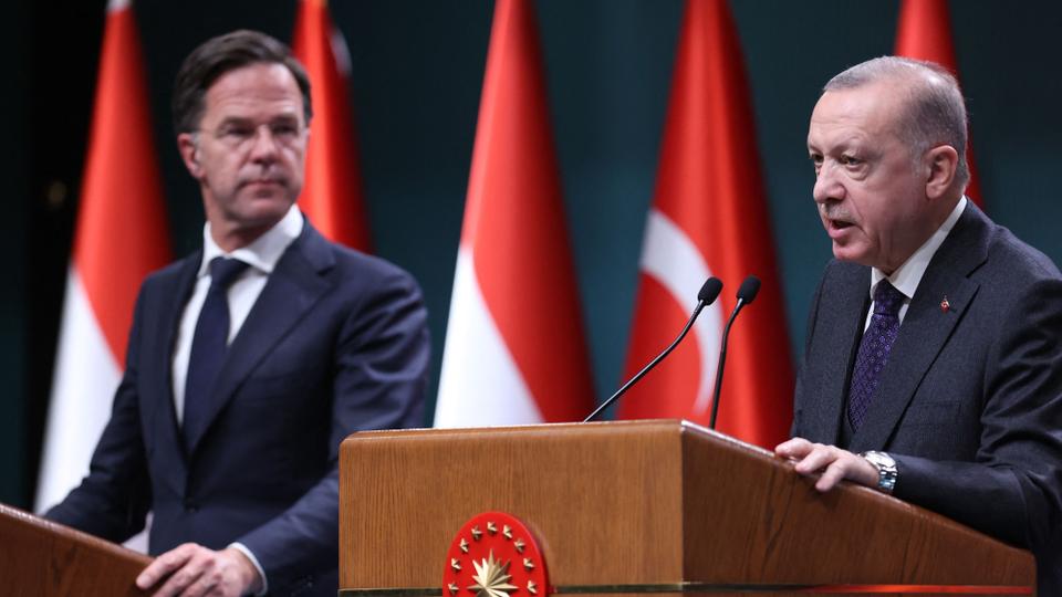 Ərdoğan Niderlandın Baş nazirilə Ukraynadan danışdı
