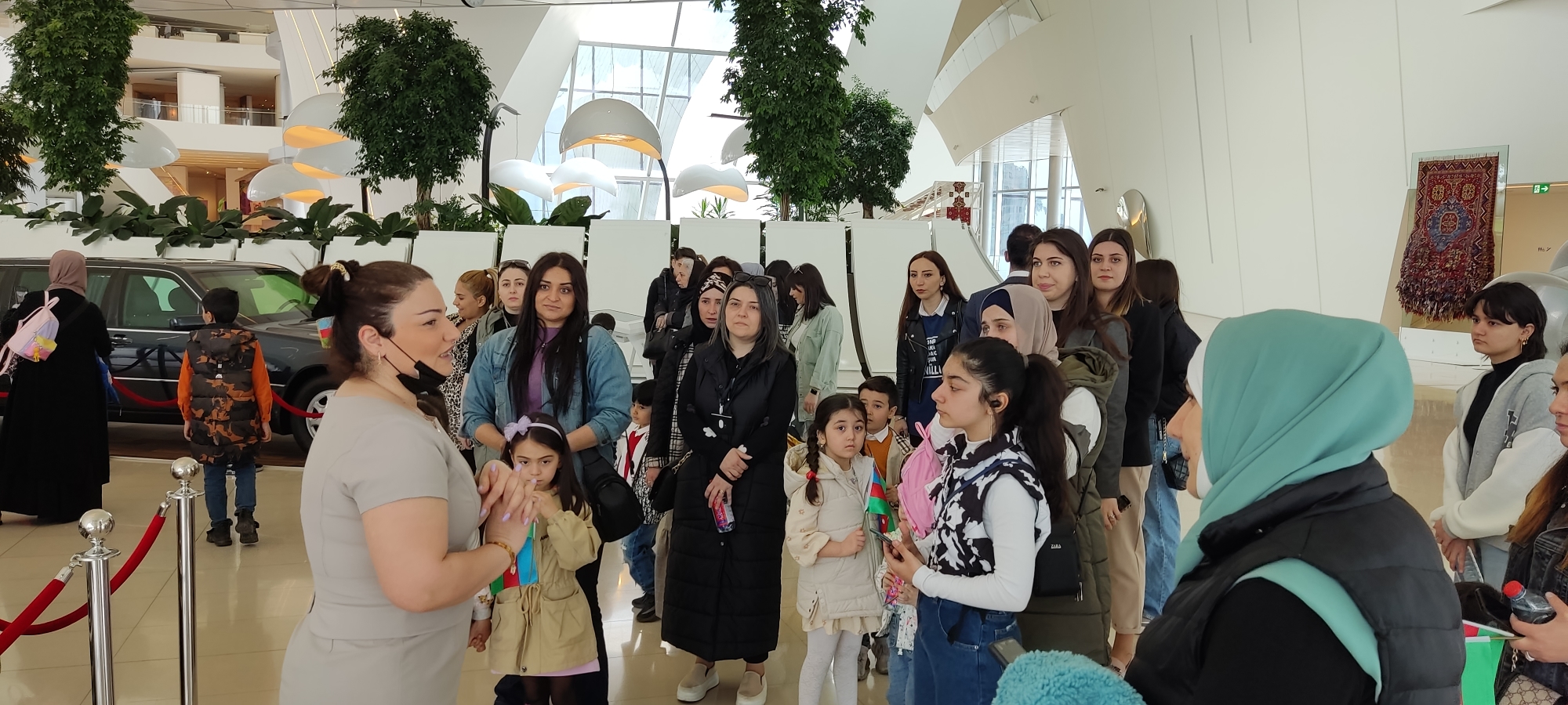 Abşeronlu şəhid övladları Heydər Əliyev Mərkəzində