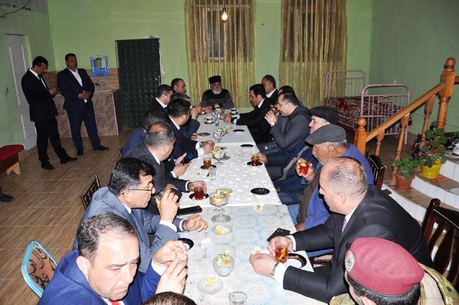 İcra başçısı və deputat itkin düşən əsgərin ailəsini ziyarət edib