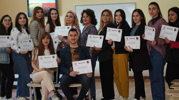 30 travma psixoloqu hazırlanıb - FOTOLAR