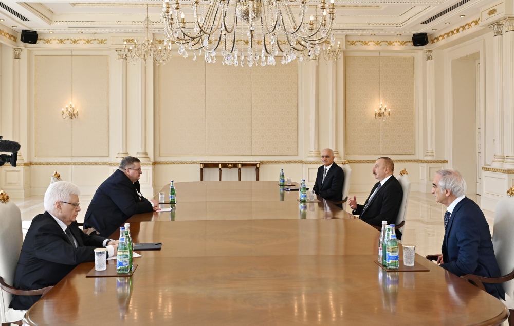 İlham Əliyev Aleksey Overçuku qəbul edib