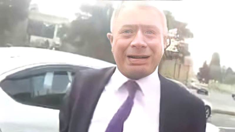 Motosikletçini döyən məmur işdən AZAD OLUNACAQ?