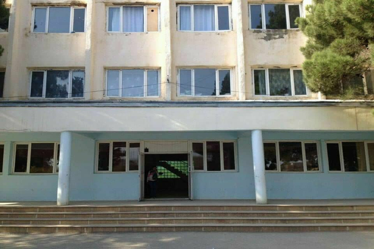 Şagirdi təhqir edən direktorun izahatı alındı