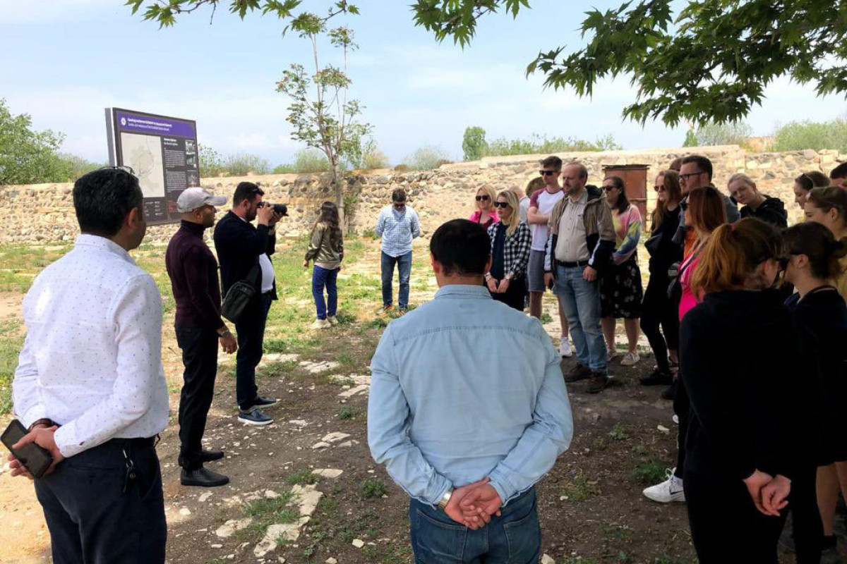 Çexiyalı alim və tələbələr Ağdamda - FOTO