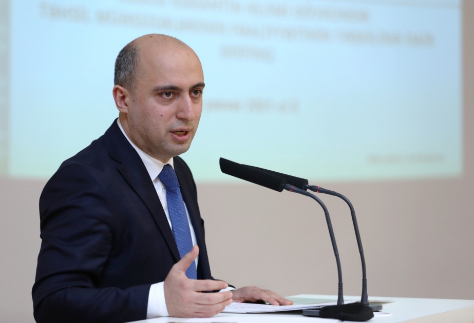 Emin Əmrullayev məktəblilərin intiharından DANIŞDI