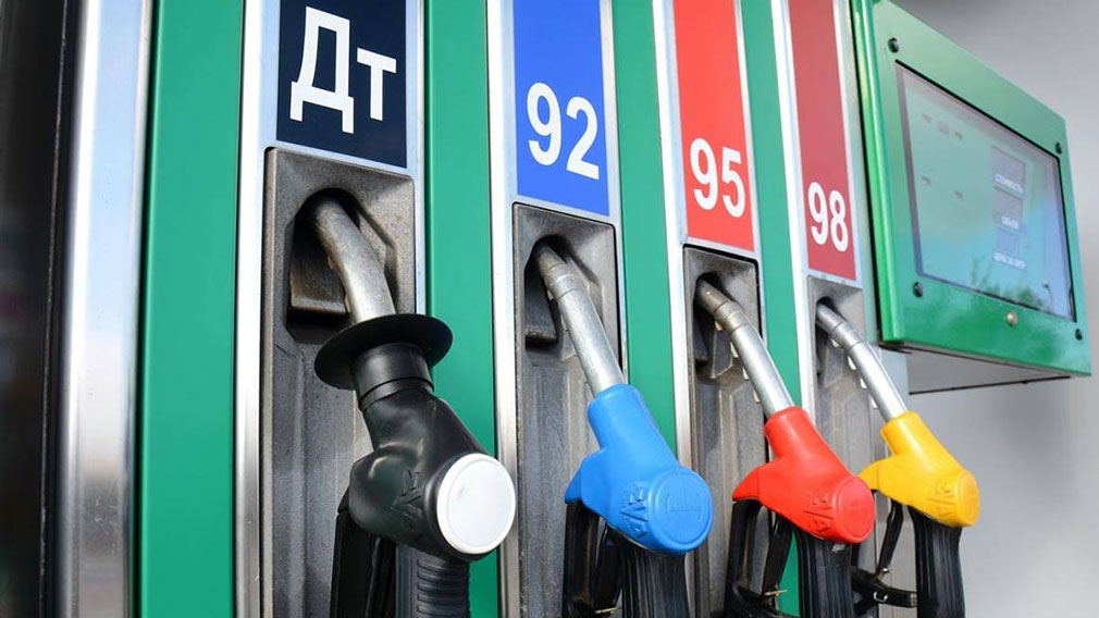 SOCAR Ukraynada benzini bahalaşdırıb - Qiymətlər rekord qırır