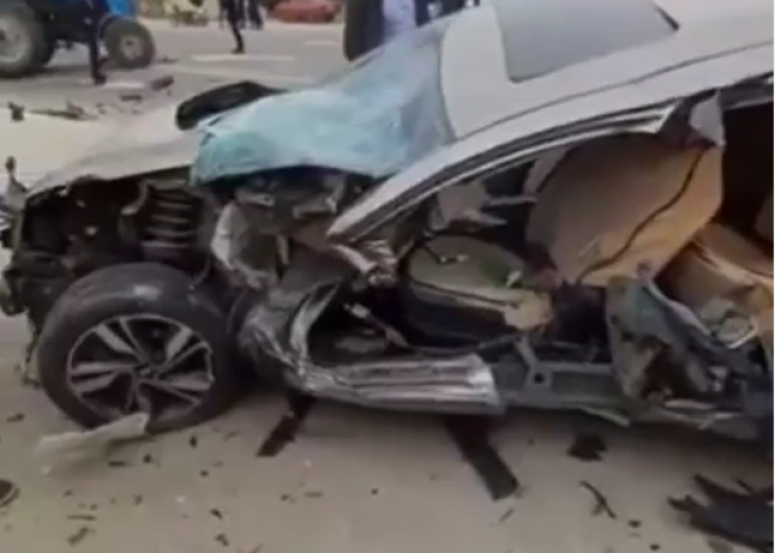“Hunday”la traktor toqquşdu - Sürücü öldü