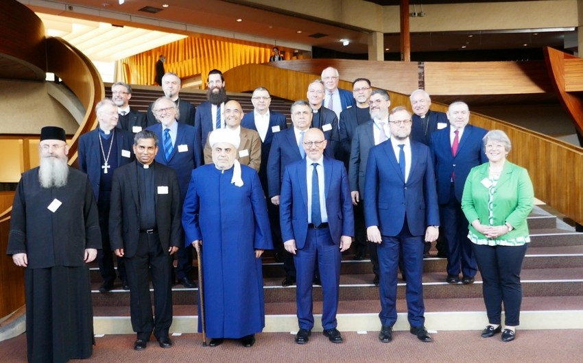 Şeyx bayram günü Strasburqda - FOTO