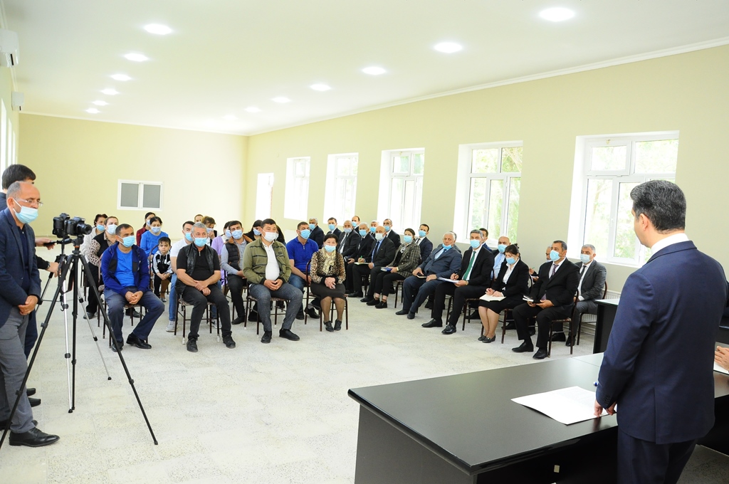 Naftalanın icra başçısı səyyar qəbul keçirib