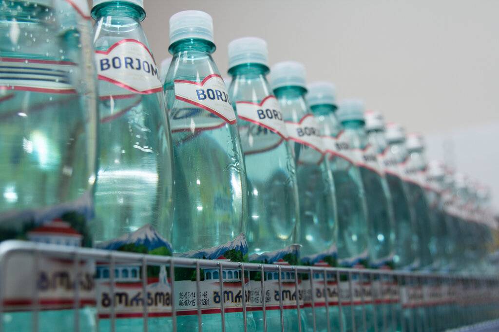 “Borjomi”də kütləvi ixtisarlar başladı