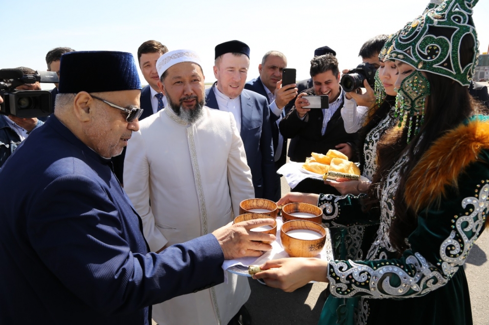 Şeyx Türküstana getdi