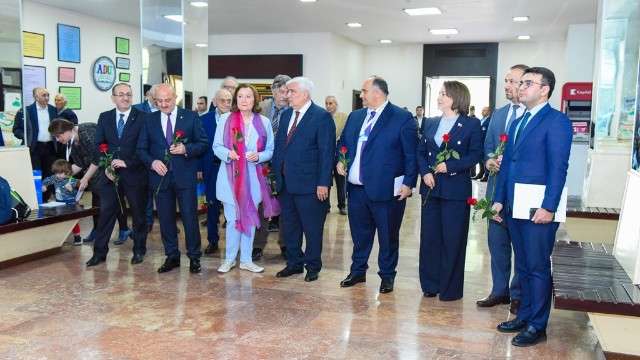ADU-da beynəlxalq simpoziumun açılış mərasimi oldu - FOTOLAR