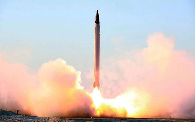 Şimali Koreya ballistik raketi sınaqdan keçirdi