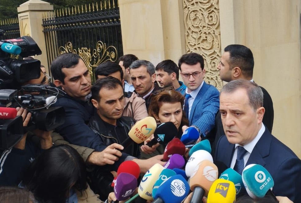 Ceyhun Bayramov Ermənistandakı aksiyalara münasibət bildirdi