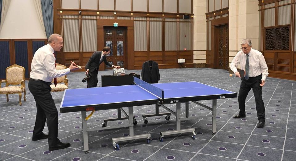 Ərdoğan Tokayevlə tennis oynadı - FOTO