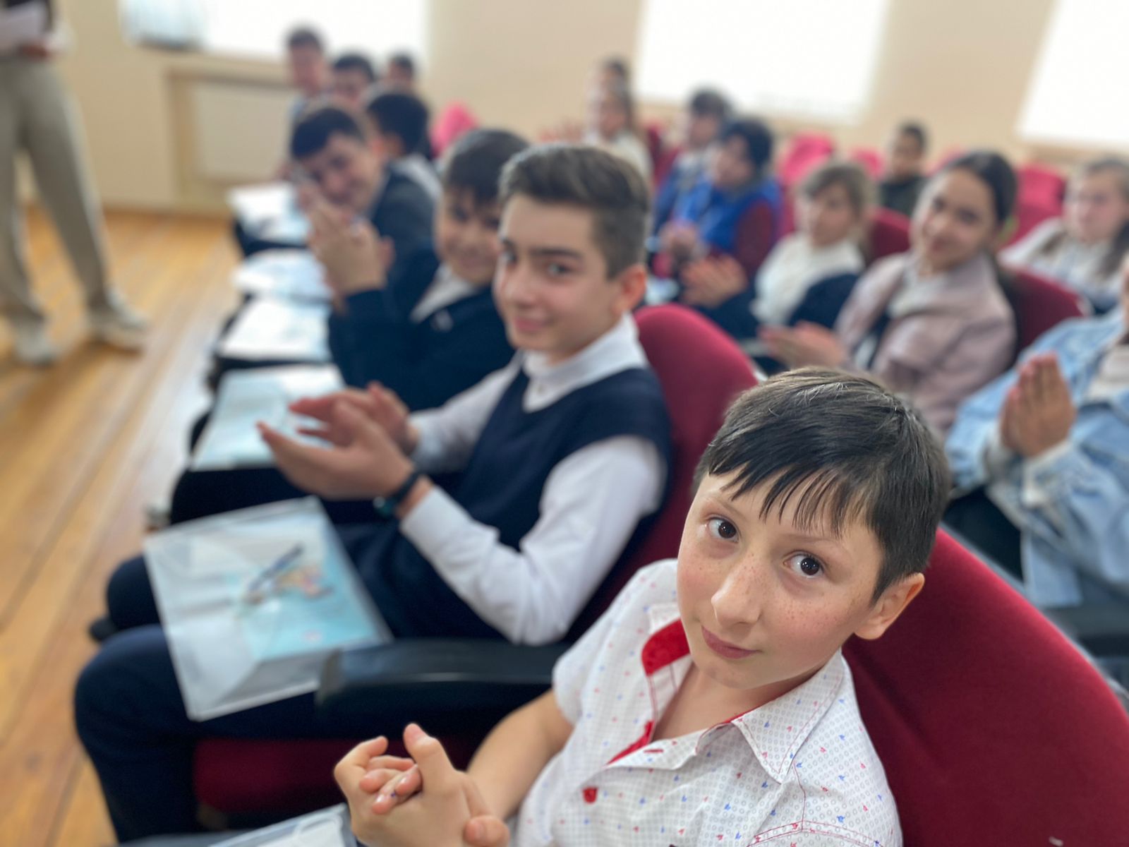 İnformasiya təhlükəsizliyi mövzusunda məktəblilər üçün təlim keçirilib