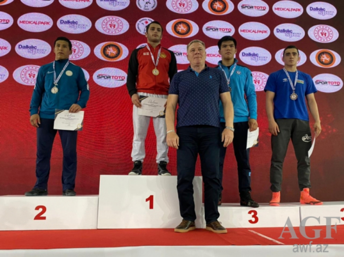 Güləşçilərimiz Türkiyədən 23 medalla qayıdır
