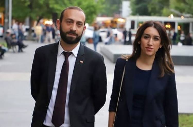 Ermənistan xarici işlər nazirinin arvadı işdən çıxarıldı