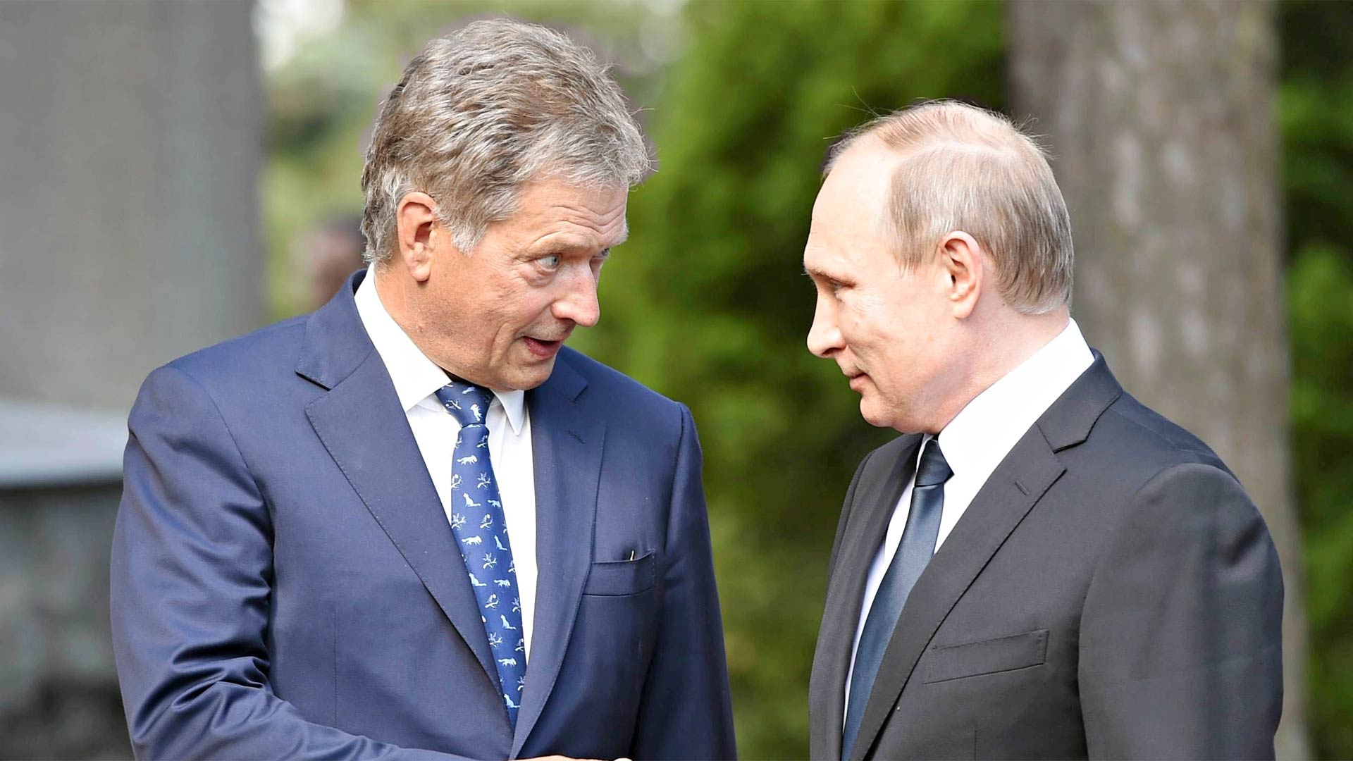 Putinin hədələdiyi prezident ona zəng etdi