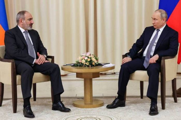 Paşinyan Putinlə Qarabağdan DANIŞDI