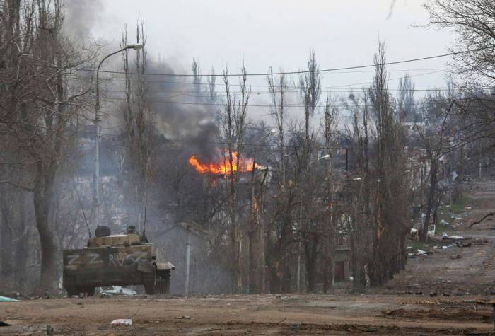 Donetsk atəşə tutuldu - Ölənlər var