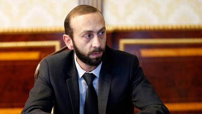 Mirzoyan Brüsselə gedir