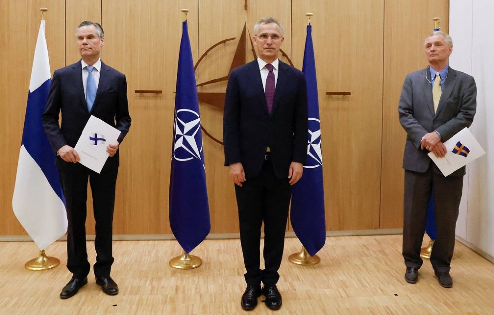 İsveç və Finlandiya NATO-ya üzvlük müraciətini rəsmən təqdim etdi