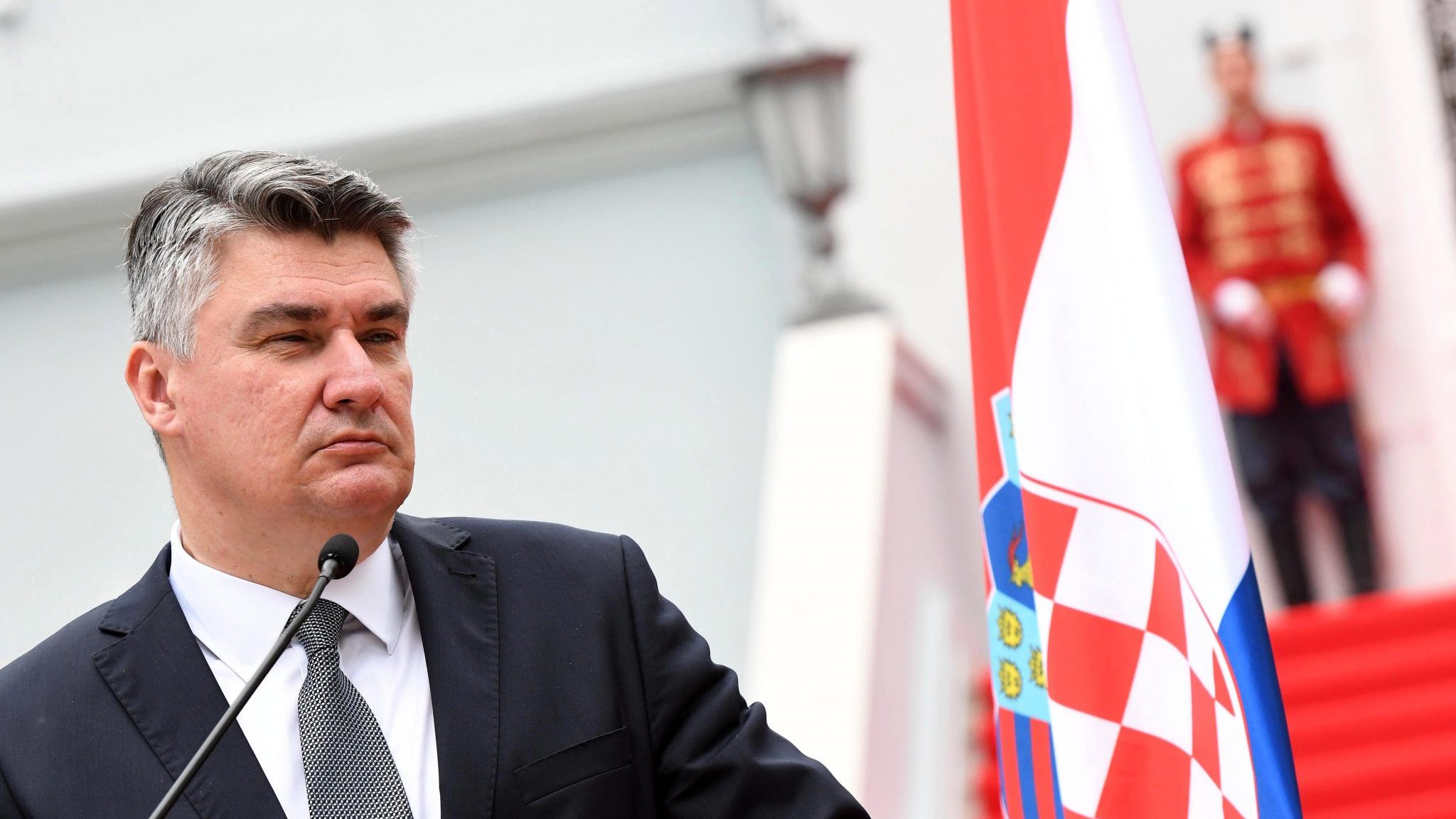 Daha bir prezident Finlandiya və İsveçin NATO üzvlüyünə qarşı çıxdı