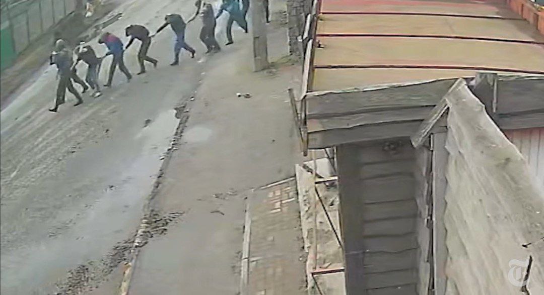 Buçadakı qətliamın görüntüləri yayıldı - VİDEO