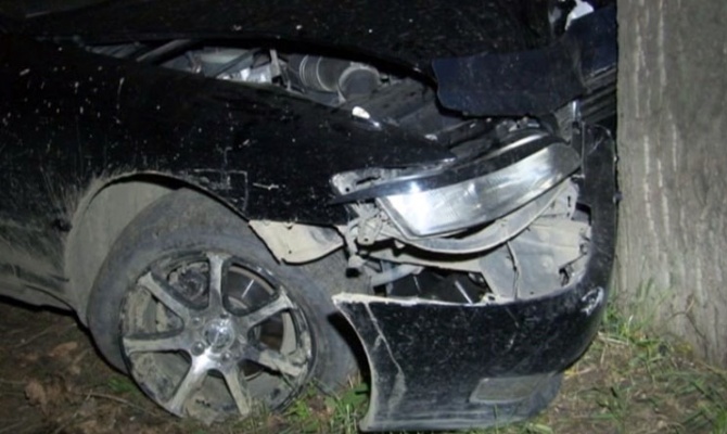 Xaçmazda qəza, “Opel” ağaca çırpıldı