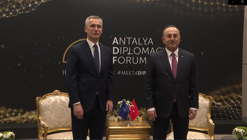 Çavuşoğlu Stoltenberqlə danışıqlar apardı