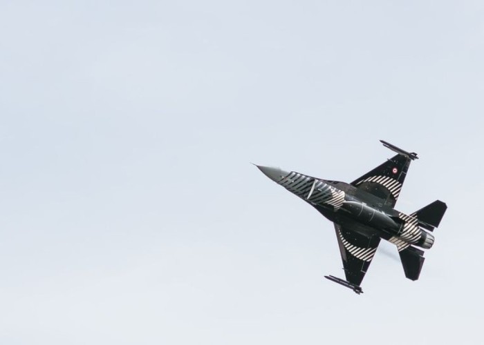 Bakıda təyyarə və vertolyotların sınaq uçuşları keçirilir