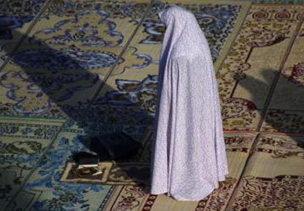 Məscidlərdə qadın dini ayin icraçıları fəaliyyət göstərəcək