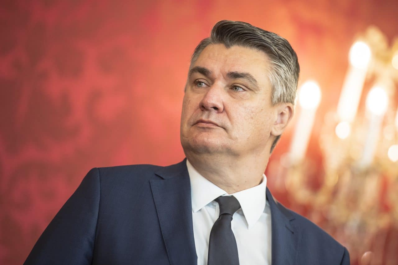 Xorvatiya lideri İlham Əliyevə məktub göndərib
