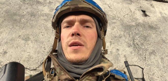 “Azov” alayının əsir düşən komandiri ilk dəfə arvadına zəng etdi 