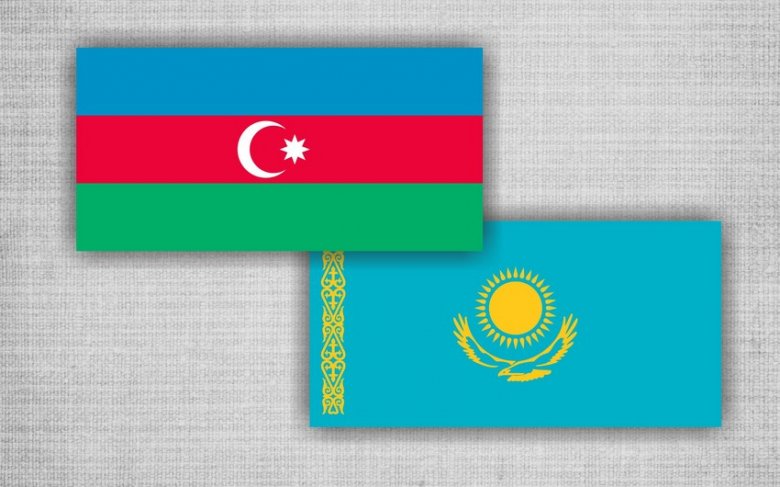 Azərbaycan və Qazaxıstan XİN başçıları telefonla DANIŞDI