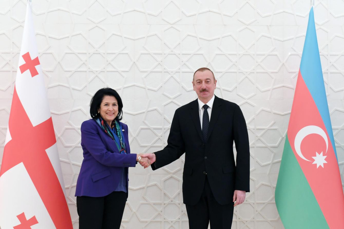 İlham Əliyev Gürcüstan Prezidentinə məktub GÖNDƏRDİ