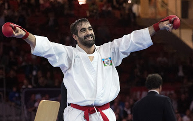 Rafael Ağayev mübarizəni DAYANDIRDI