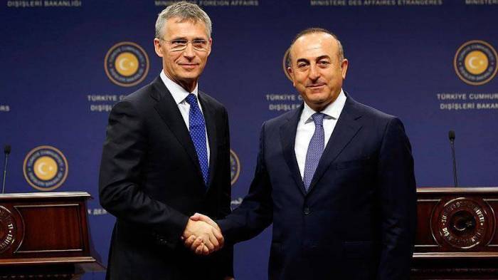 Çavuşoğlu və Stoltenberq Ukraynanı müzakirə etdi
