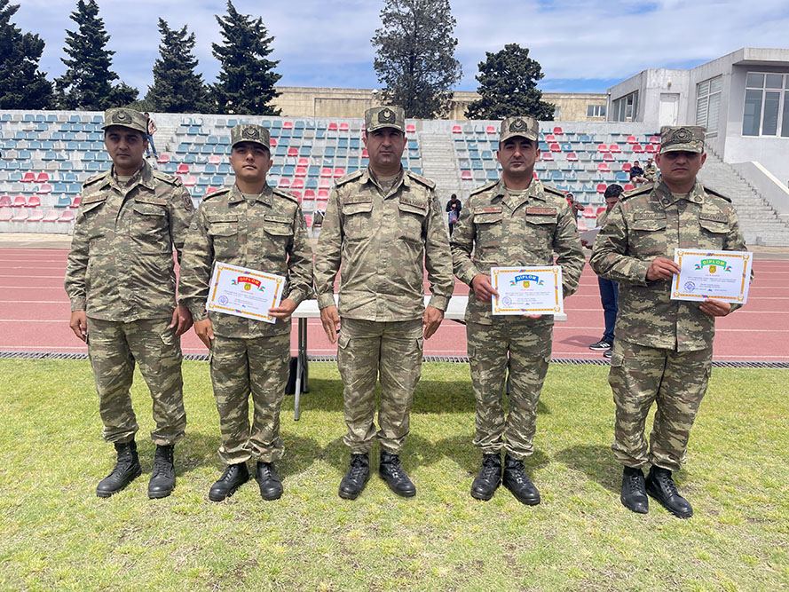 Hərbi qulluqçular arasında atletika yarışı